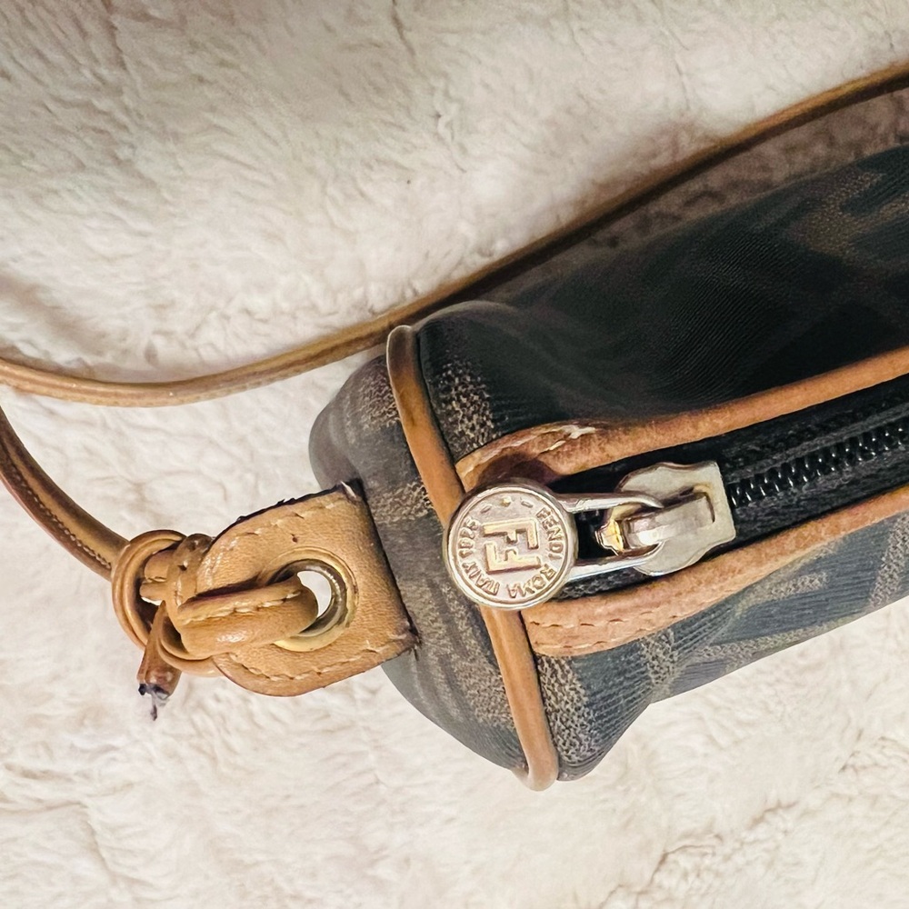 Fendi Black and Tan Crossbody Bag - Picture 5 of 6